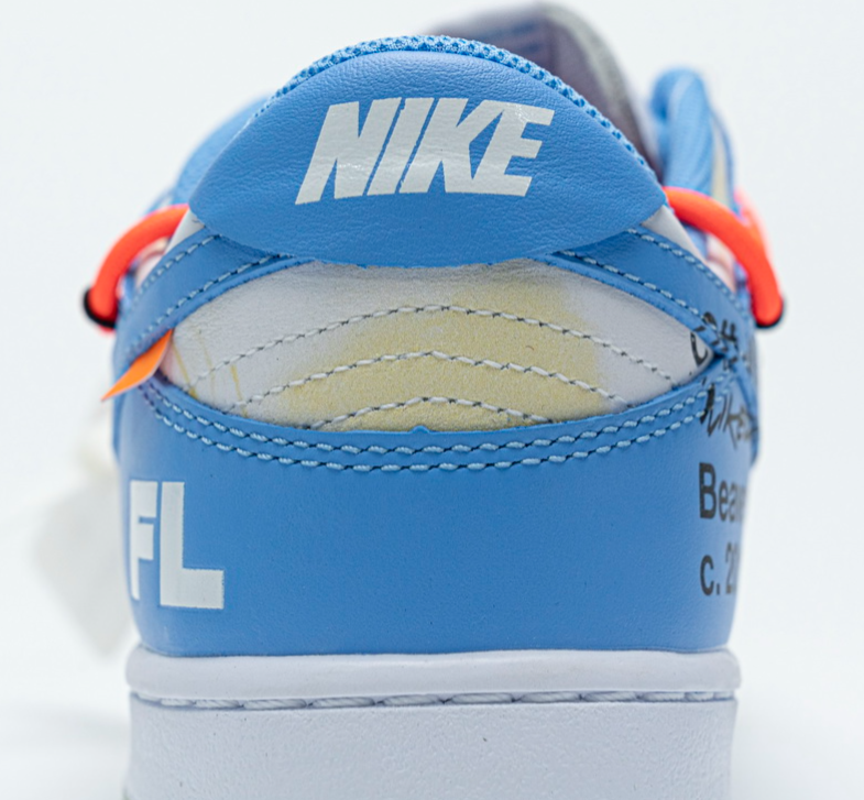 Nike Dunk Low Off-White Futura UNC