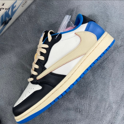 Jordan 1 Retro Low OG SP Fragment x Travis Scott