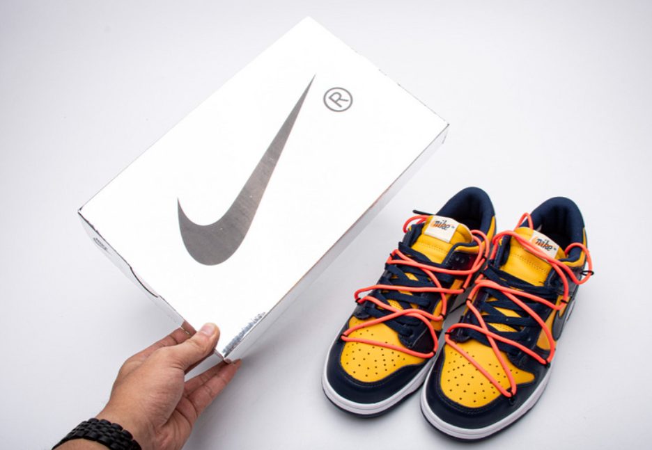 OFF WHITE x Nike Dunk SB Low White Michigan